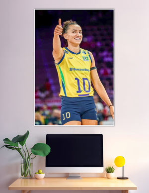 Brazil volleyball player number 10 giving thumbs up smiling