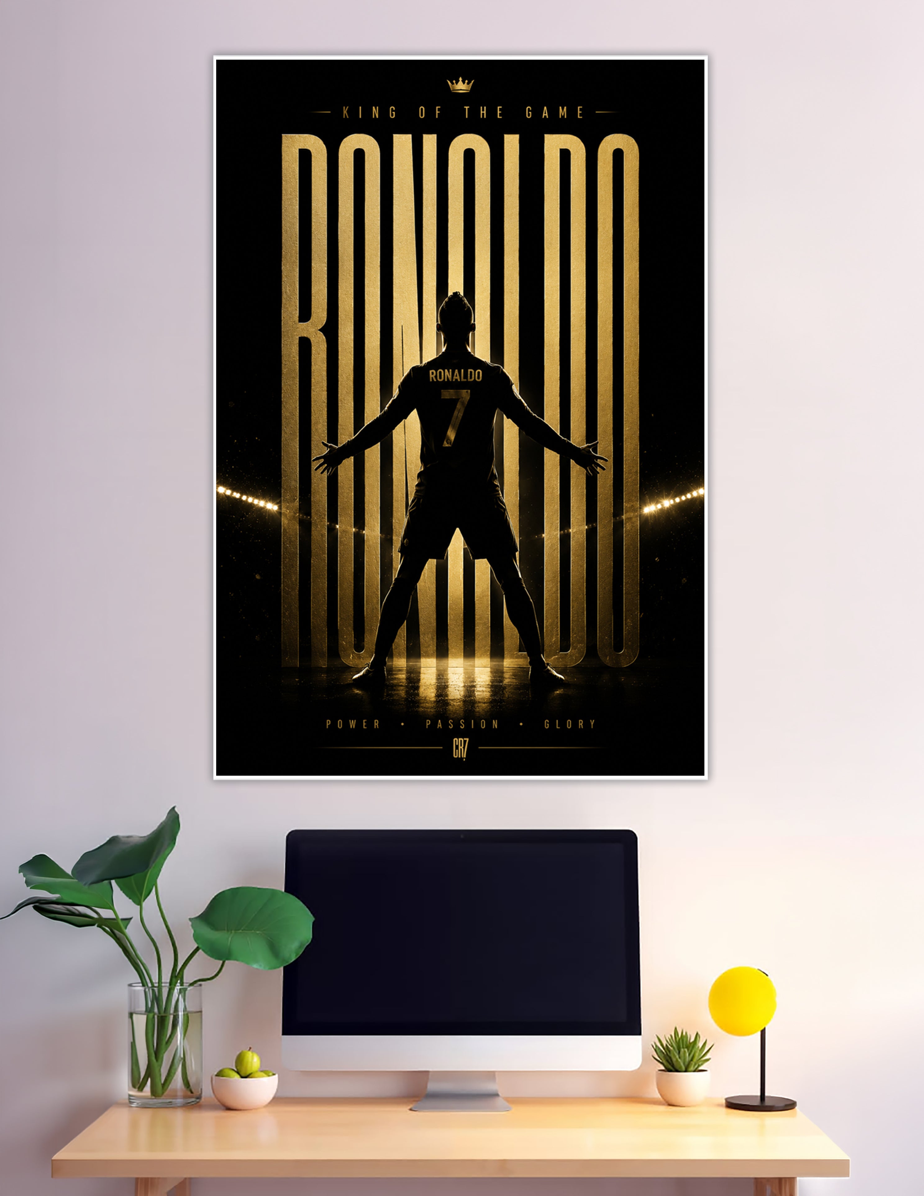 Ronaldo CR7 number 7 silhouette gold black poster